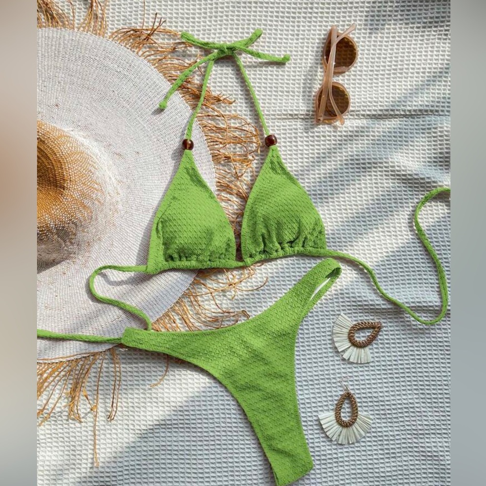 3 brand new SHEIN bikinis $22 for all 8$ each